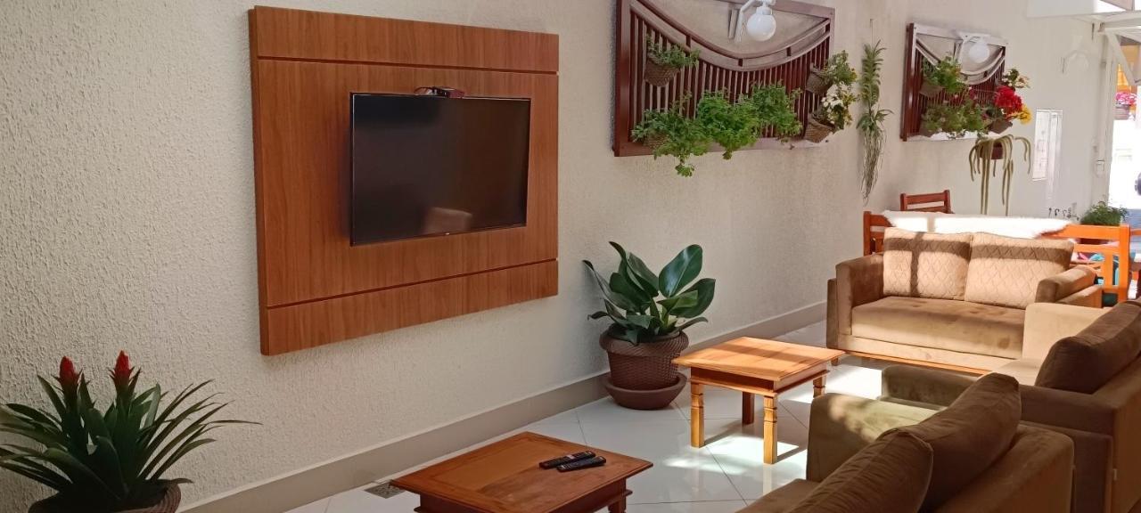 קצ'ואיירה פאוליסטה Hotel Pousada Familia De Nazare מראה חיצוני תמונה